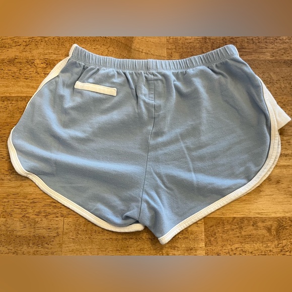 Retro 70s style shorts - Picture 2 of 4